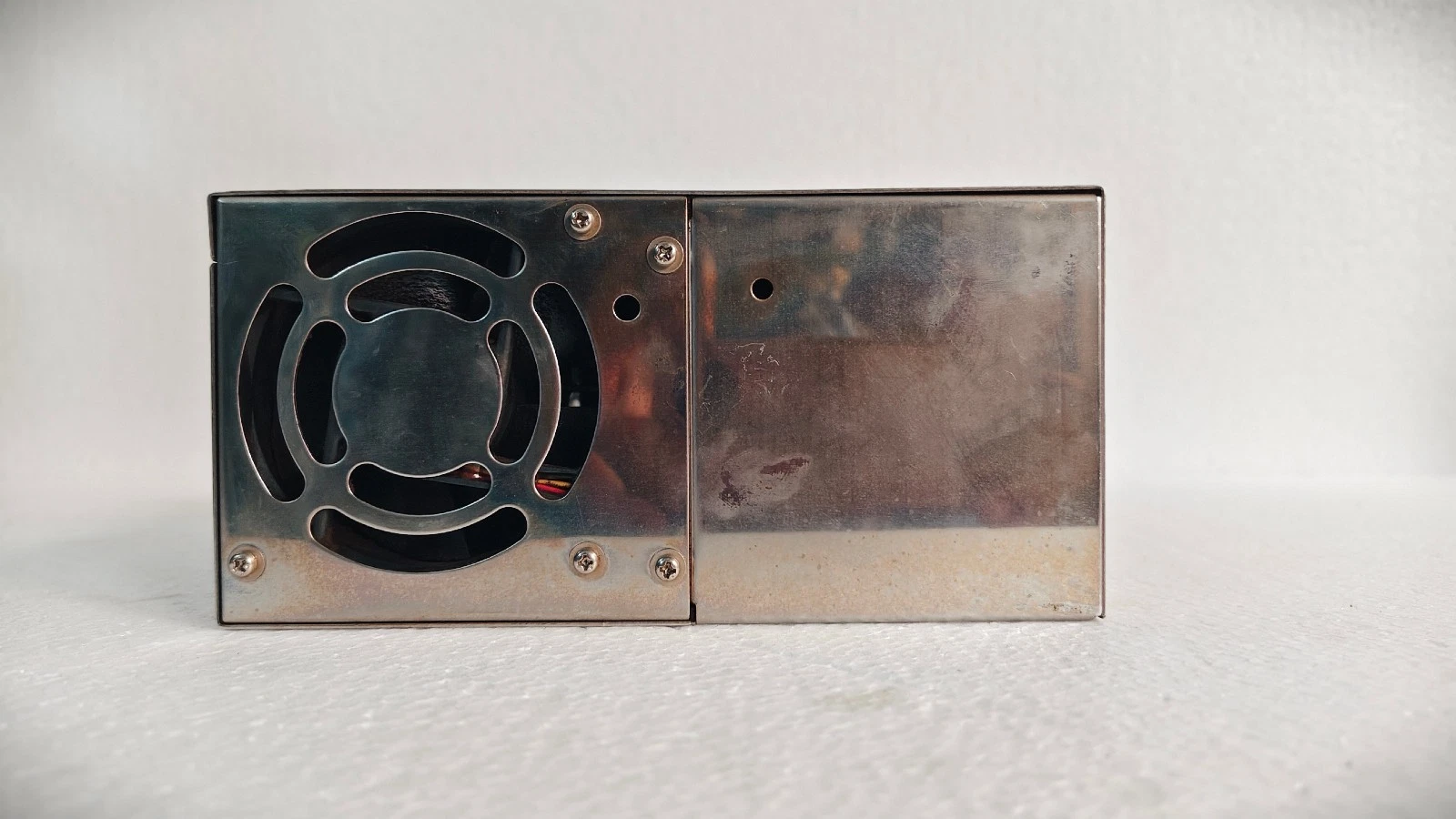 admin/uploads/uploads/Cosel p600e-24 Power Supply 24V 27A_1.webp